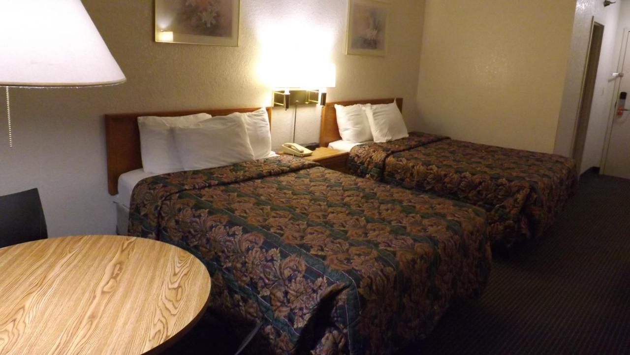 Kci Lodge Канзас-Сити Номер фото